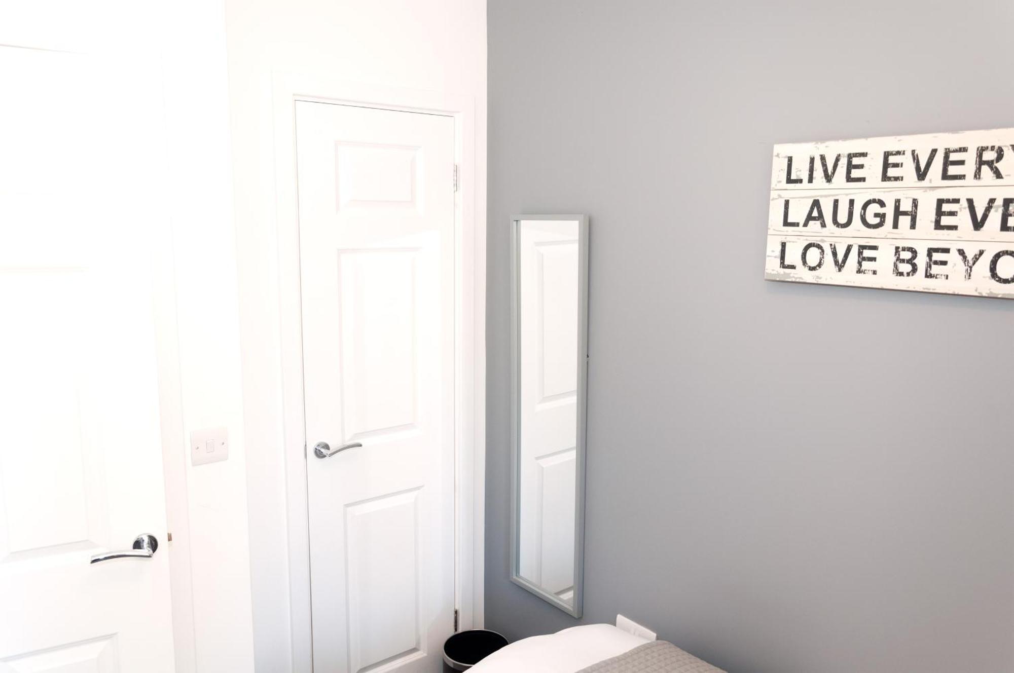 Riverside Stays, Modern House Stays, Shefford, Bedfordshire Εξωτερικό φωτογραφία